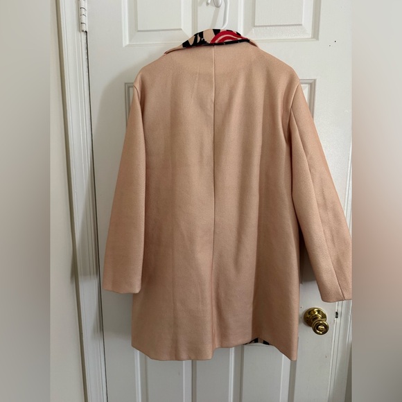 Unbranded Women’s Coat . Fun Contemporary design. Size M. Excellent condition! - Picture 2 of 9